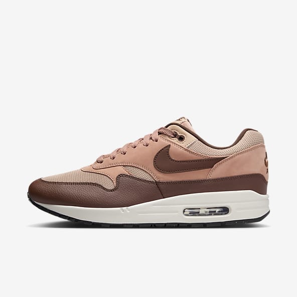 Mens tan nike shoes shop